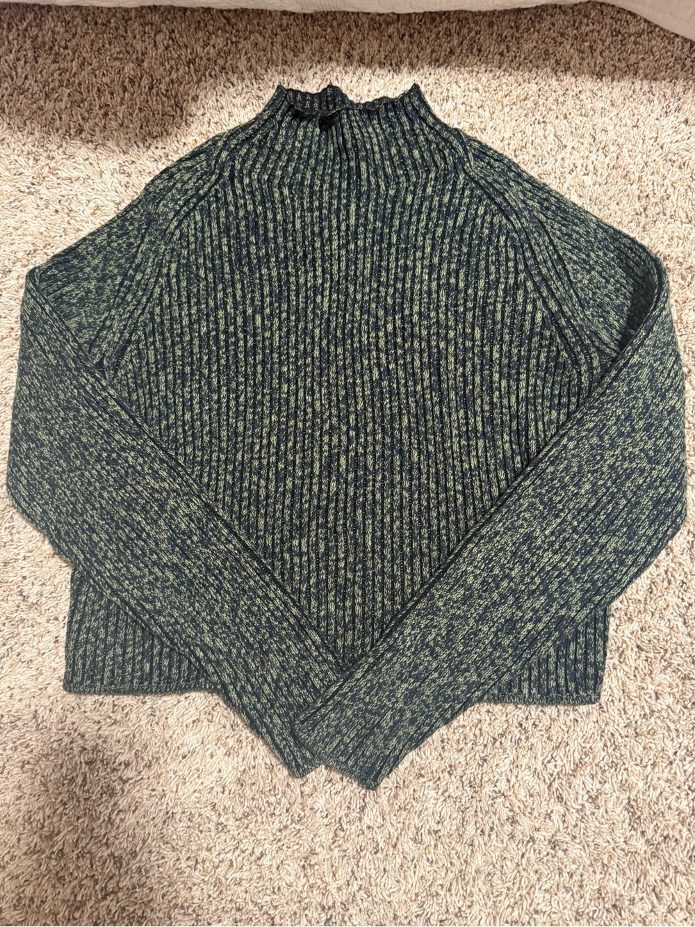 lululemon athletica Women's Ribbed Mock Neck Sweater in Green Heather
